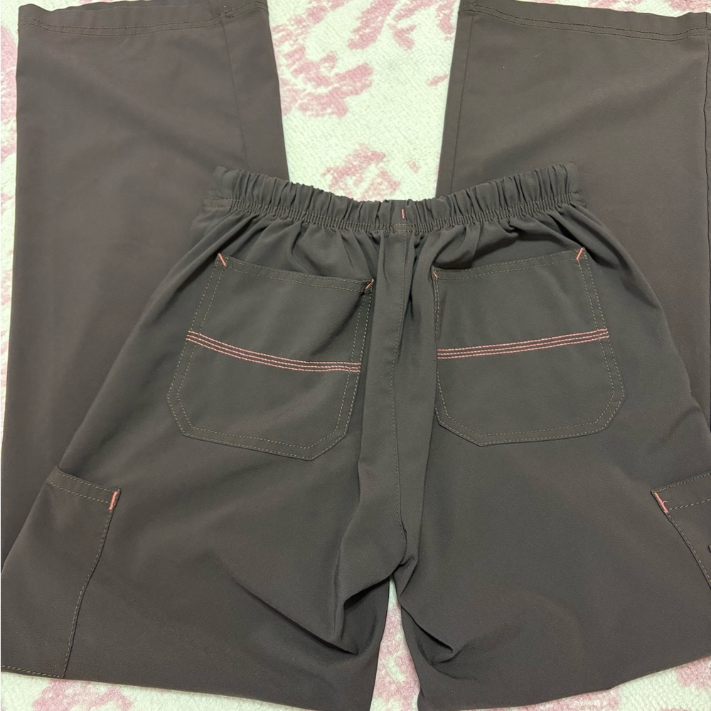 Carhartt Force Dark Brown Cargo Scrub Pants with Bright Orange Drawstring XS - Picture 11 of 11